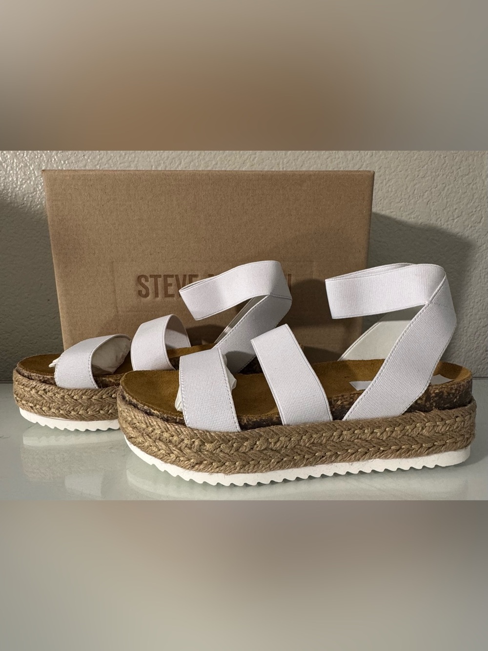 Women’s Steve Madden Kimmie White Sandals Size 8